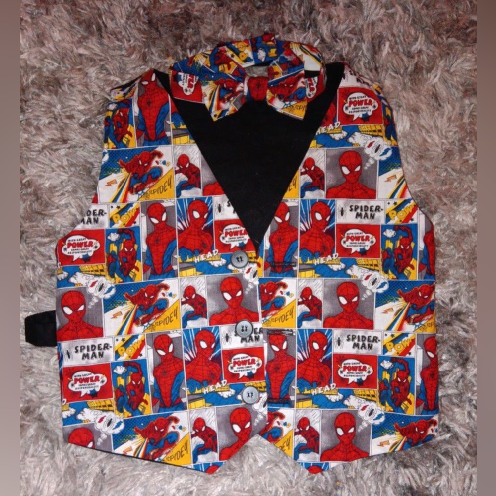 Spiderman toddler size 4t waist coat and bow tie